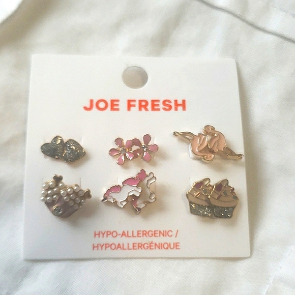 π JOE FRESH - 6 Pack Hypoallergenic Earings - Picture 1 of 3